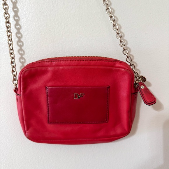 Diane Von Furstenburg DVF Red Leather Crossbody Bag Purse Gold Chain - Picture 6 of 12